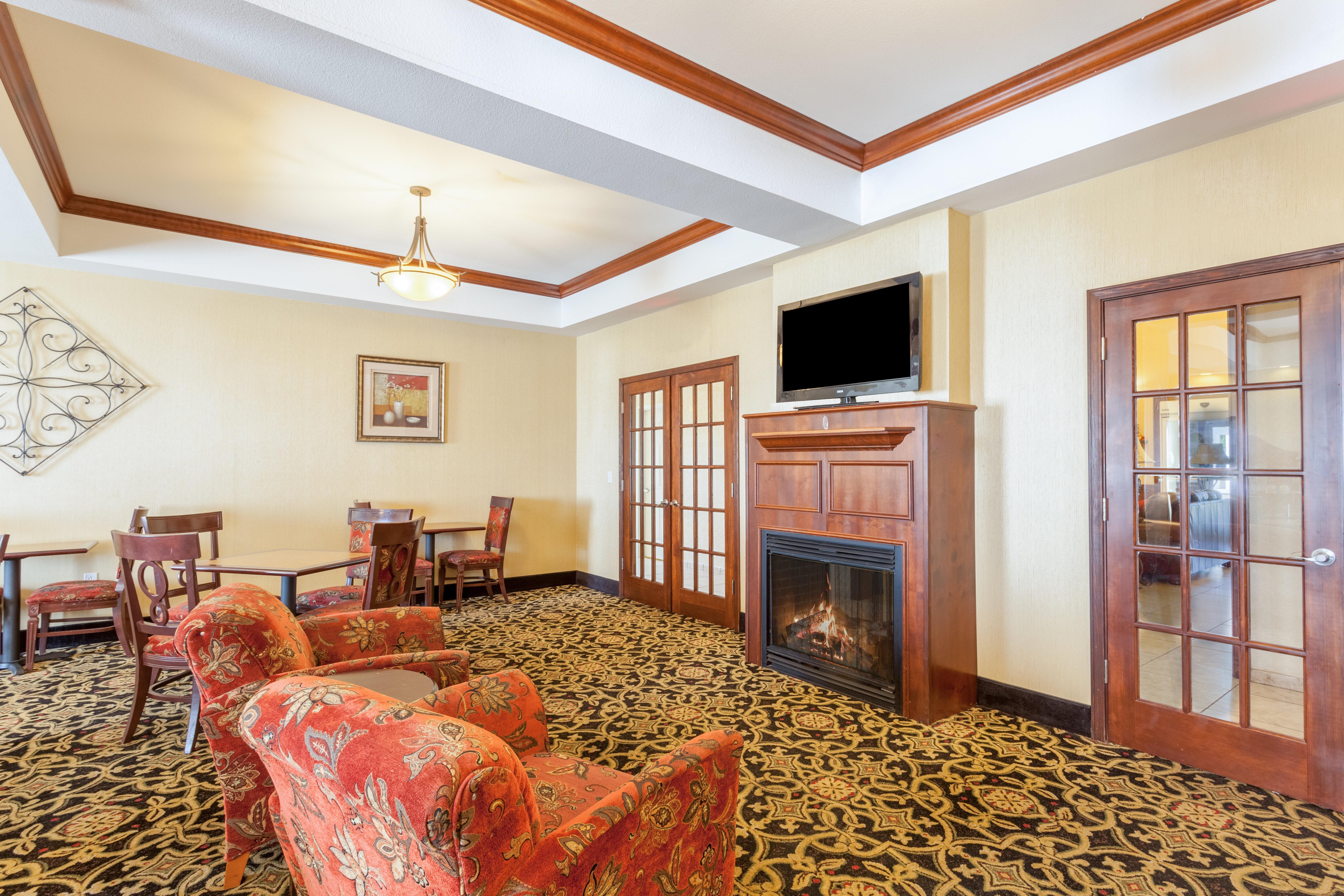 Holiday Inn Express Hotel & Suites Clarksville Exteriör bild