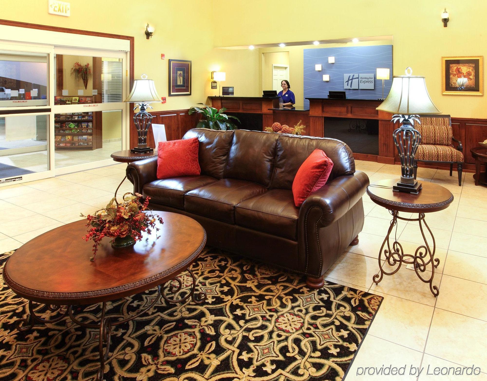 Holiday Inn Express Hotel & Suites Clarksville Exteriör bild